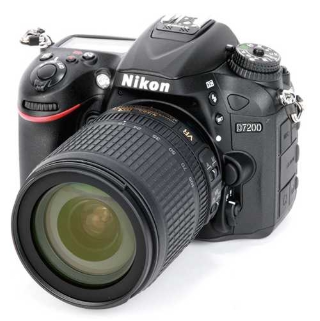 Выключается фотоаппарат на Nikon D7200