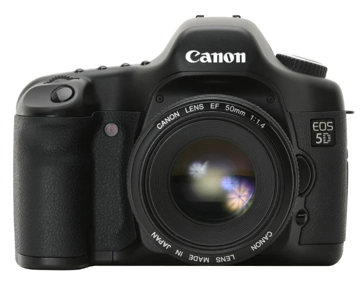 Фотоаппарат не фокусирует на Canon EOS 5D Kit