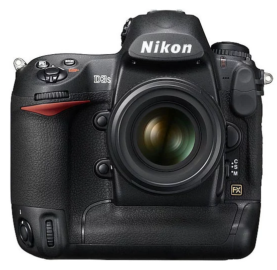 Не заряжается фотоаппарат на Nikon D3s Kit
