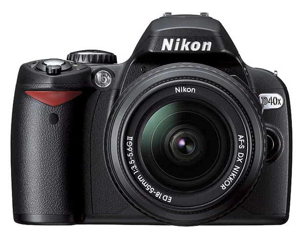 Фотоаппарат не фокусирует на Nikon D40X Kit