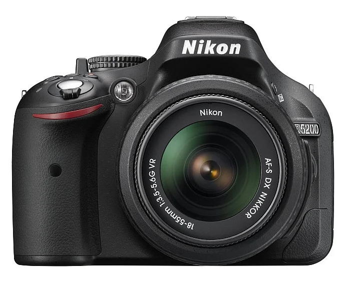 Фотоаппарат не фокусирует на Nikon D5200 Kit