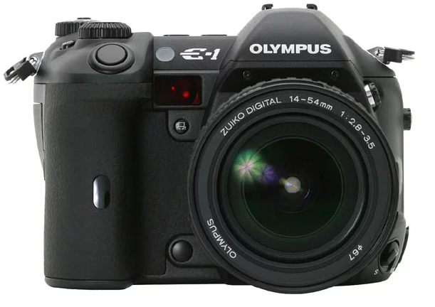 Фотоаппарат не фокусирует на Olympus E-1 Kit