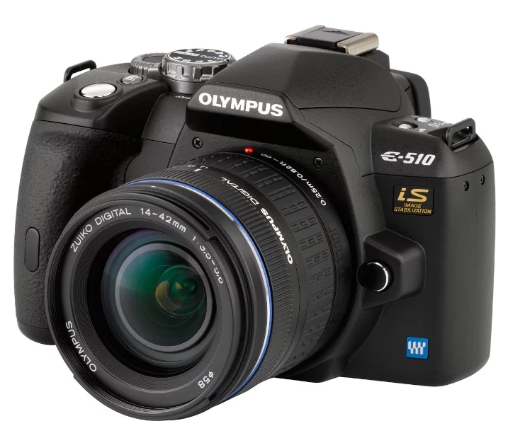 Фотоаппарат не фокусирует на Olympus E-510 Kit