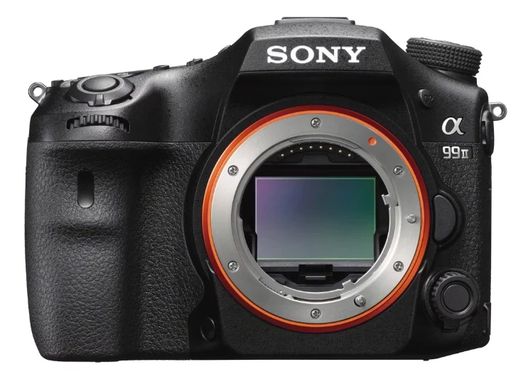 Выключается фотоаппарат на Sony Alpha ILCA-99M2