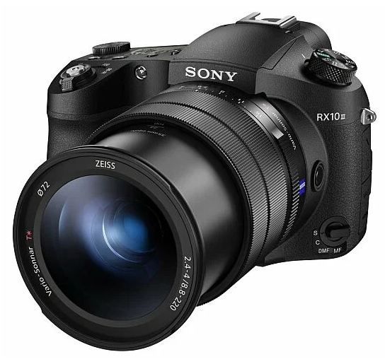 Выключается фотоаппарат на Sony Cyber-shot DSC-RX10M3