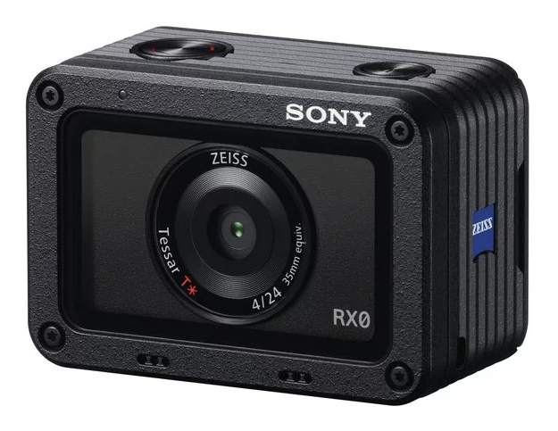 Выключается фотоаппарат на Sony RX0