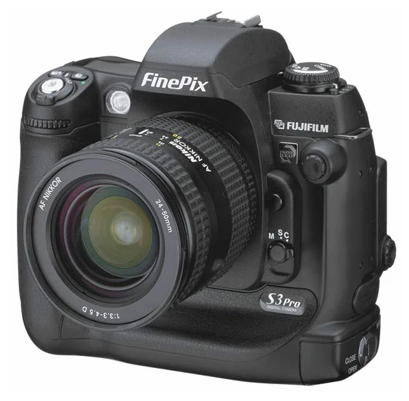 Фотоаппарат не фокусирует на Fujifilm FinePix S3 Pro Kit